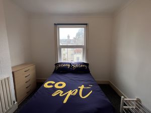 Photo 19- click for photo gallery